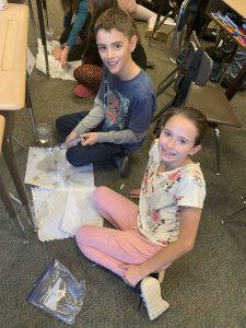 Chango 5th Graders make water pumps!