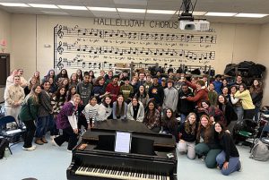 Shen alumni and Broadway actress Hannah Corneau returned to the High School to provide workshops and masterclasses with students in the choral program as well as the High School Musical Company. Hannah continues to work professionally in New York City and has made a large effort to come back to Shen to give her time, energy, and share her experiences with students who are passionate about music and the performing arts. 