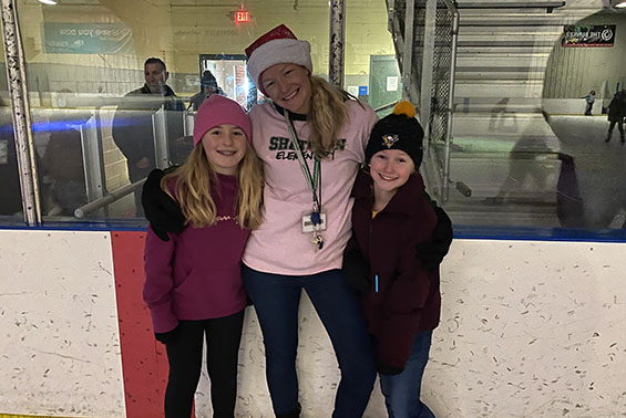 Shatekon gr. 5 takes to the ice! Happy Winter Break!