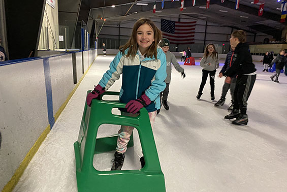 Shatekon gr. 5 takes to the ice! Happy Winter Break!