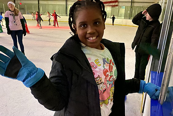 Shatekon gr. 5 takes to the ice! Happy Winter Break!