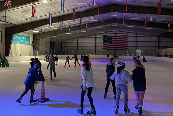 Shatekon gr. 5 takes to the ice! Happy Winter Break!