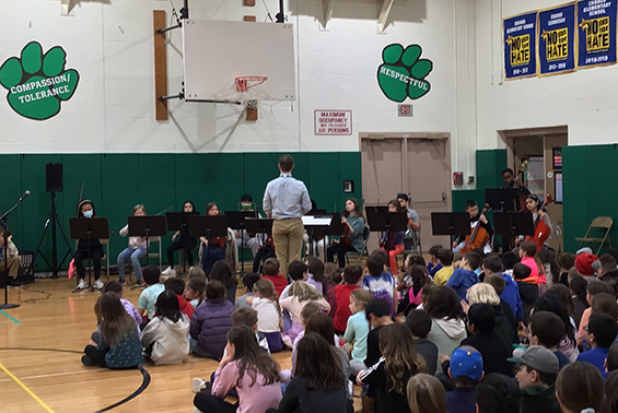 Chango's 5th grade Orchestra with Mr. Goodwin and 4th/5th grade Chorus with Mr. Poore perform for the students and staff. 