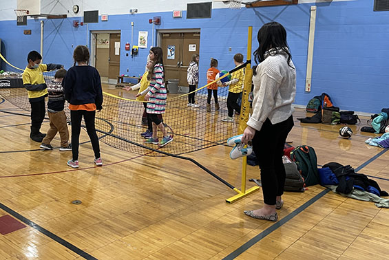 Tesago Best Buddies was happy to be back in person at their first event of the school year - Winter Fun Day!  Students had a great time after school playing in the gym, decorating cookies, trying the scavenger hunt and making ornaments!