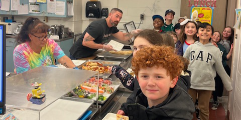 Chango faculty and staff recently stepped in as lunch servers to surprise students!