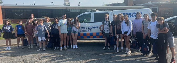 On Friday, June 13th, in collaboration with the Clifton Park Halfmoon Paramedics, the Gowana PTA brought the Safe Sitter Training program to 6th, 7th and 8th students.